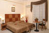 Ionis Art Hotel 